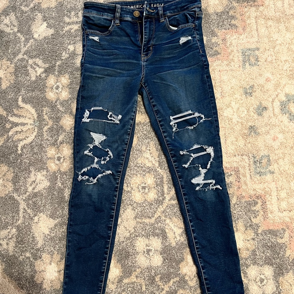 SOLD AE Skinny Jeans
